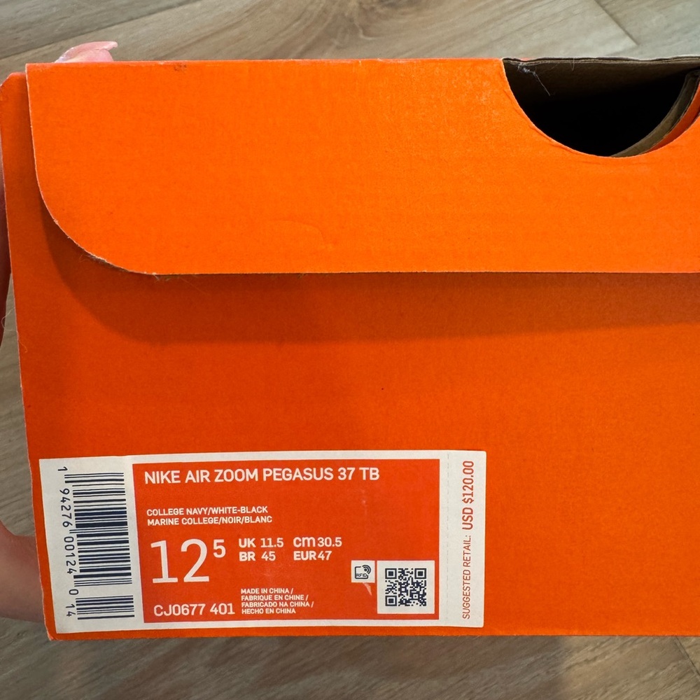 Nike Air Zoom Pegasus 37 TB in Navy and White
